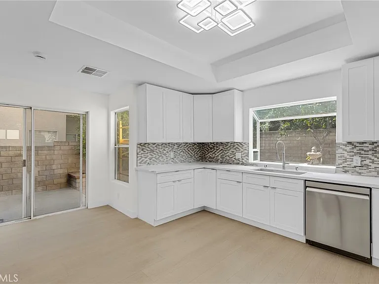 23234 Valerio St — Photo 9