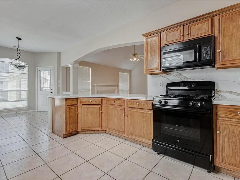 155 Perfidia Dr — Photo 5