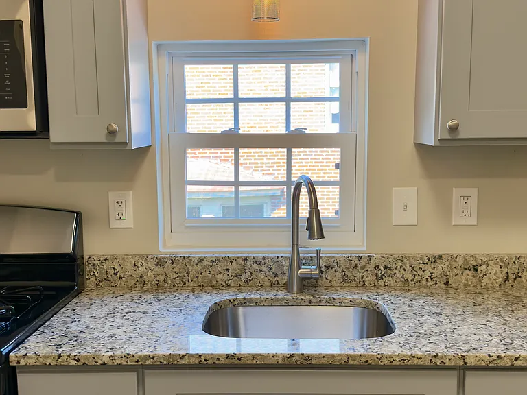 801 W Broad St #4 — Photo 11