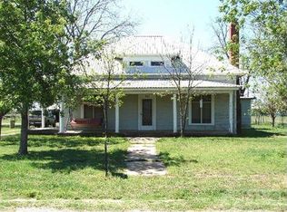 303 W Main St, Gustine, TX 76455