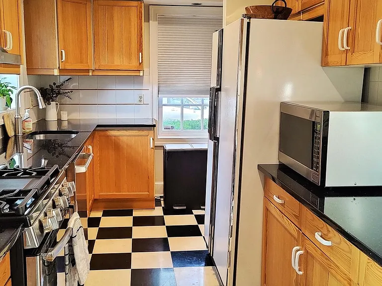 4524 Salem Ln NW #1 — Photo 6