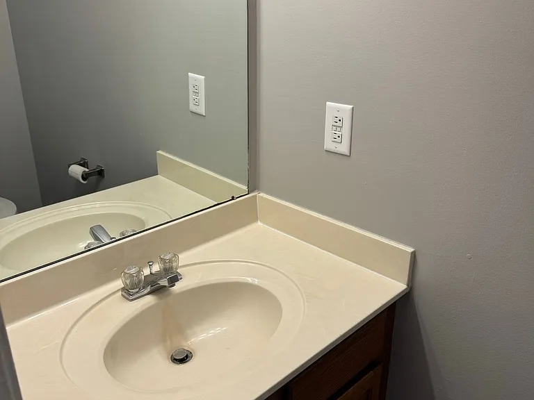 2453 W Wilson Rd #6 — Photo 8