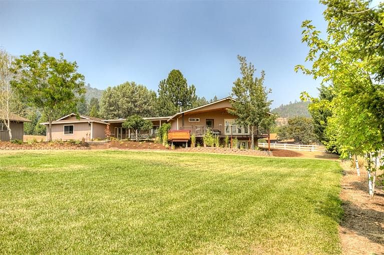 1st image of 1000 Gleneden Way