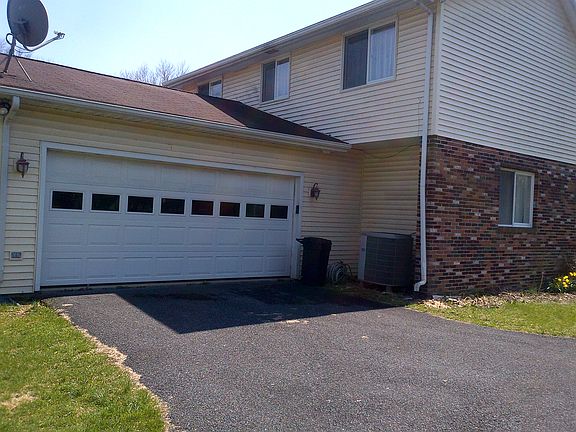 Oversized attached 2 car gar