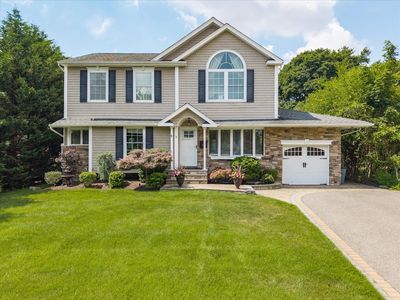 16 Rita Crescent, Commack, NY, 11725
