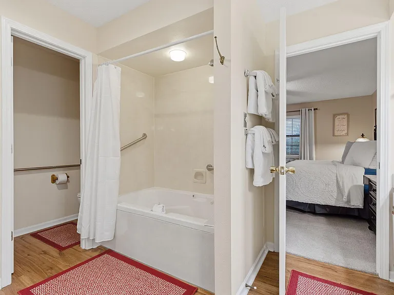 350 S Wildwood Dr #19 — Photo 16