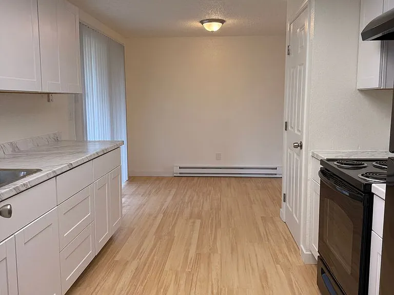 17505 38th Dr NE — Photo 7