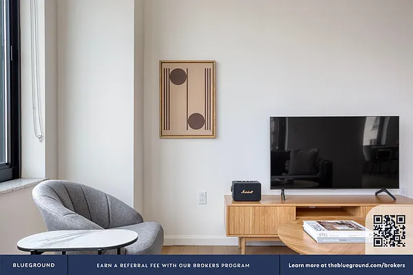 Rented by The Blueground | media 4