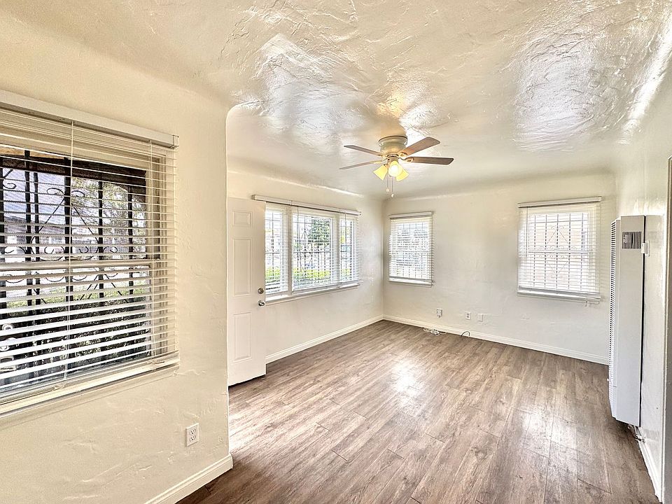 1st image of 3827-3829 1/2 National Ave #3829