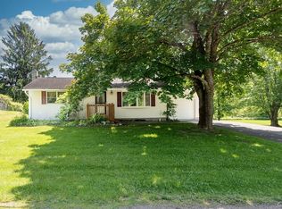 2712 Lamson Rd, Phoenix, NY 13135