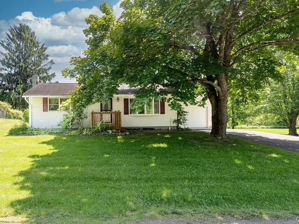 2712 Lamson Rd, Phoenix, NY 13135