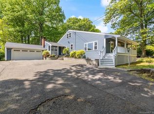 251 Grieb Rd, Wallingford, CT 06492