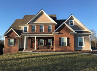 1197 Addison Ct, Piney Flats, TN 37686