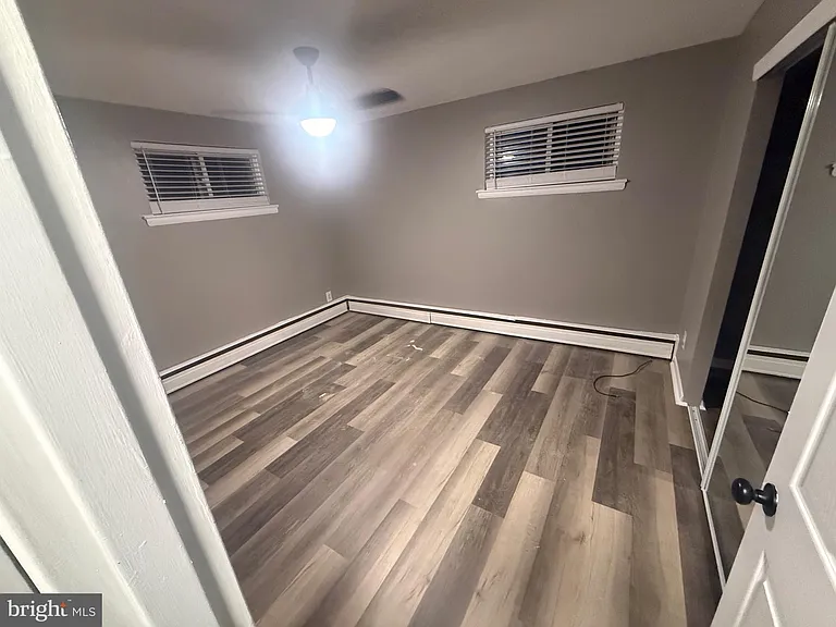 326 Van Kirk St — Photo 13