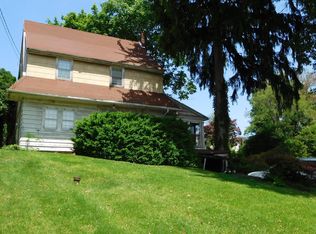 15-17 W Ridge Rd, Media, PA 19063