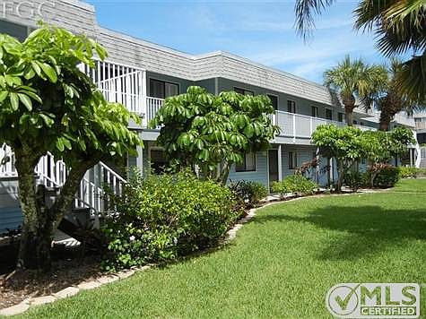 WELCOME TO BEAUTIFUL ISLAND SANDS CONDO.