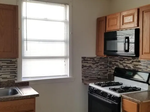 161 16th Ave #2, Paterson, NJ 07501