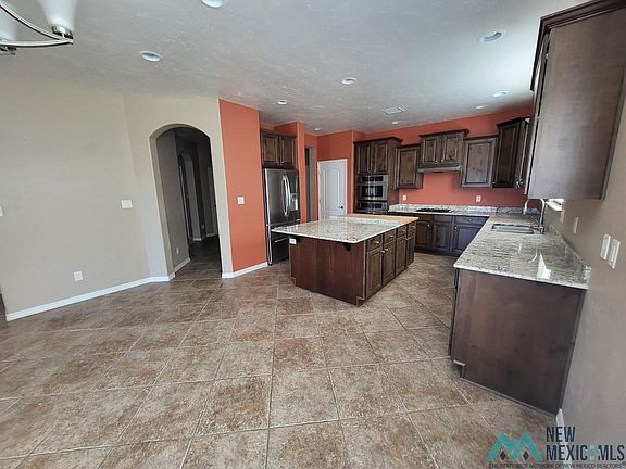 5th image of 104 Rinconada Rd
