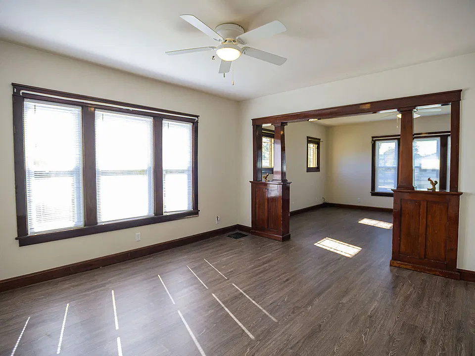 1000 N Raynor Ave #2
