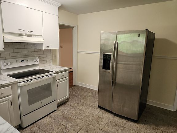 4th image of 2303 Druid Dr