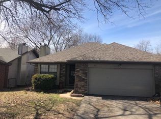 843 S Waco Ave, Springfield, MO 65802