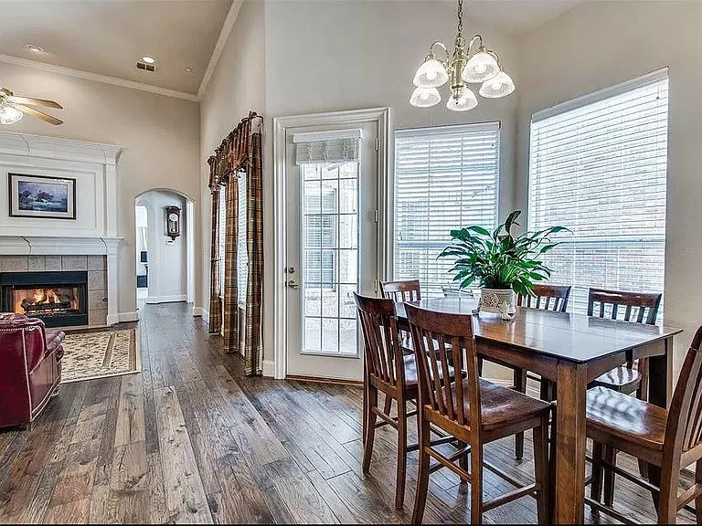 1026 Pedernales Trl — Photo 2