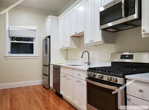 12 Harris St #101 Photo 1