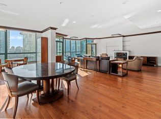 1239 Georgia St W #2001, Vancouver, BC V6E 4R8