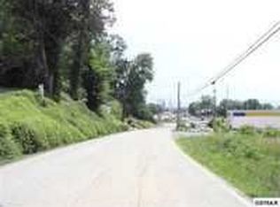 319 Old Douglas Dam Rd, Sevierville, TN 37876