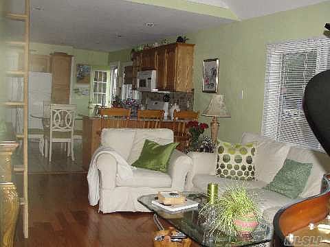 3rd image of 62 Georgia Ave