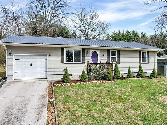 4th image of 3512 Harris Rd