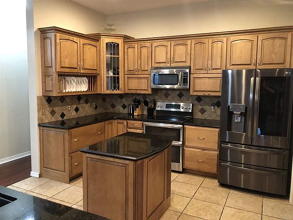 4th image of 4873 Laurel Oak Dr