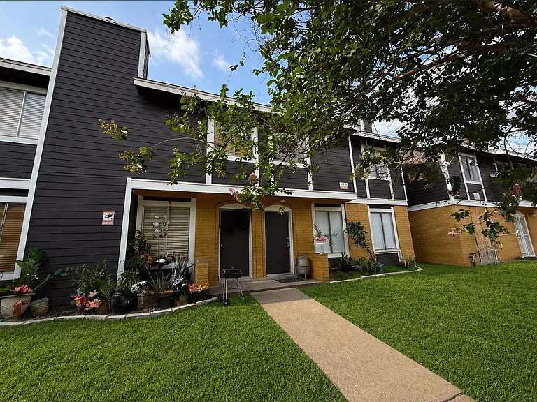 12606 Ashford Meadow Dr #B — Photo 3