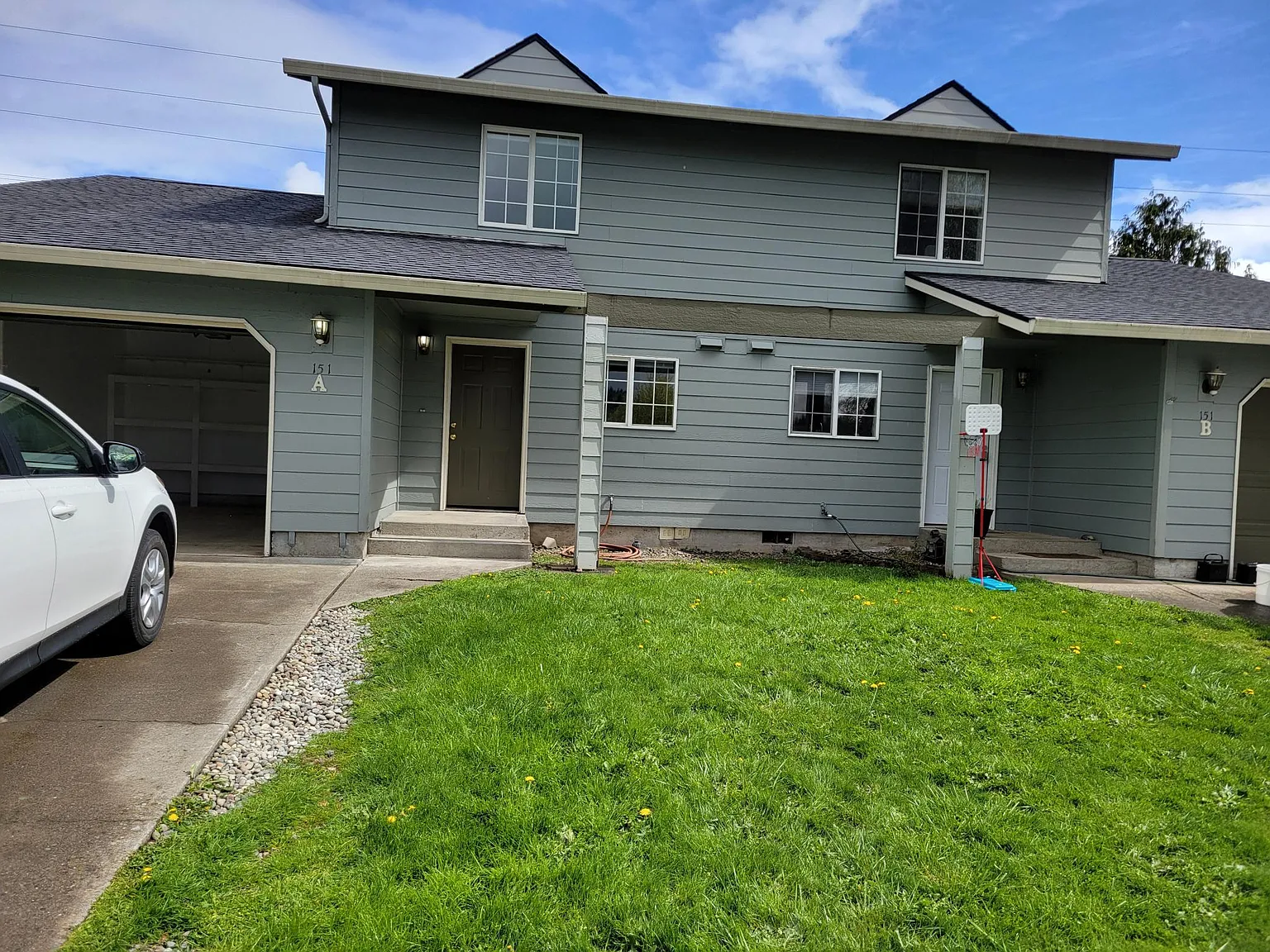 3 bed, 1420 sqft, $2,000 — Photo 1