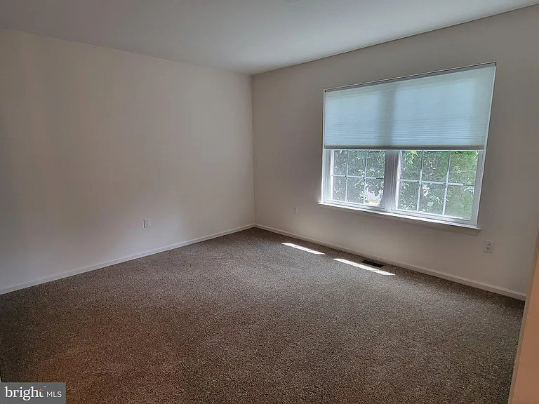 5603 Constitution Ct — Photo 32