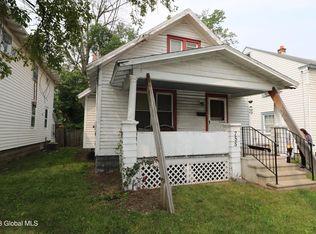 755 Curry Rd, Schenectady, NY 12306