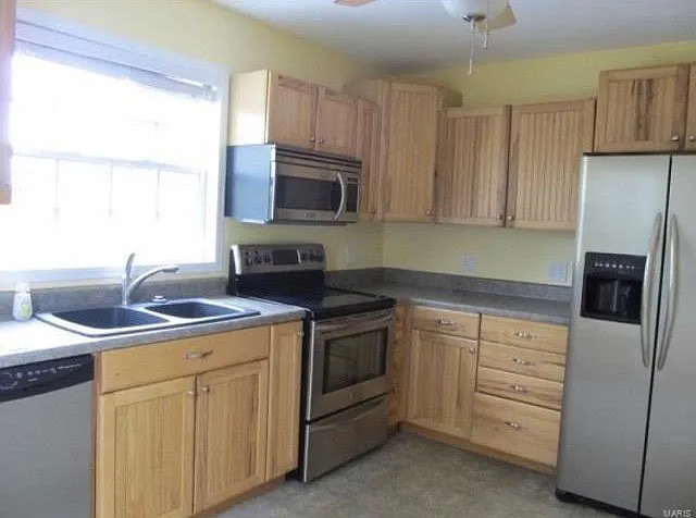 208 Seminole St — Photo 5