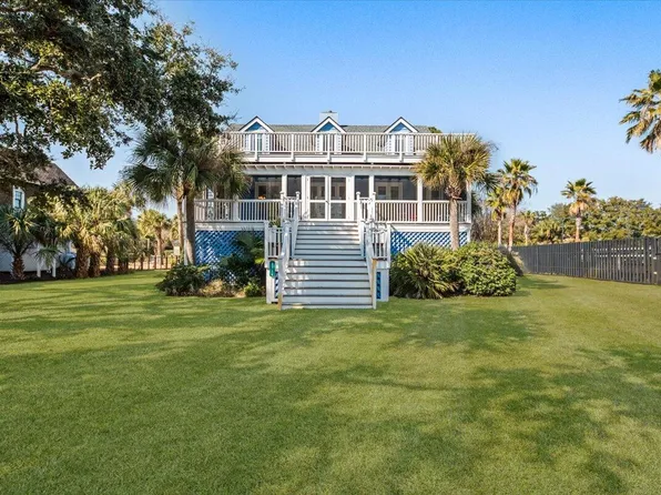 2714 Bayonne St, Sullivans Island, SC 29482