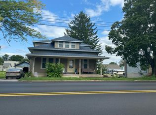 327 W King St, Abbottstown, PA 17301