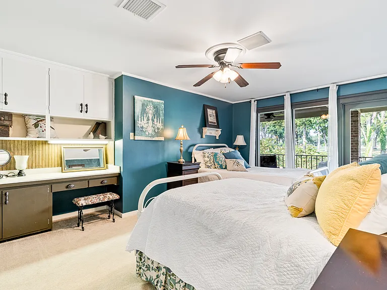 3400 Deborah Dr — Photo 13