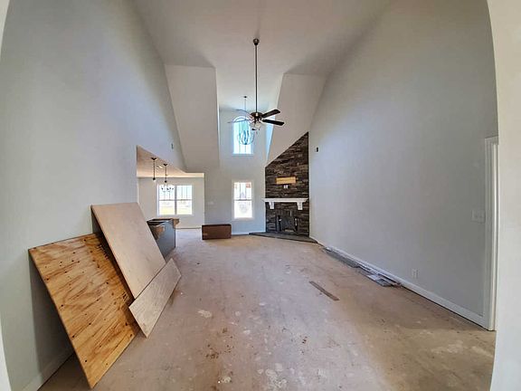 2nd image of 79 Reserve At Hickory Wild