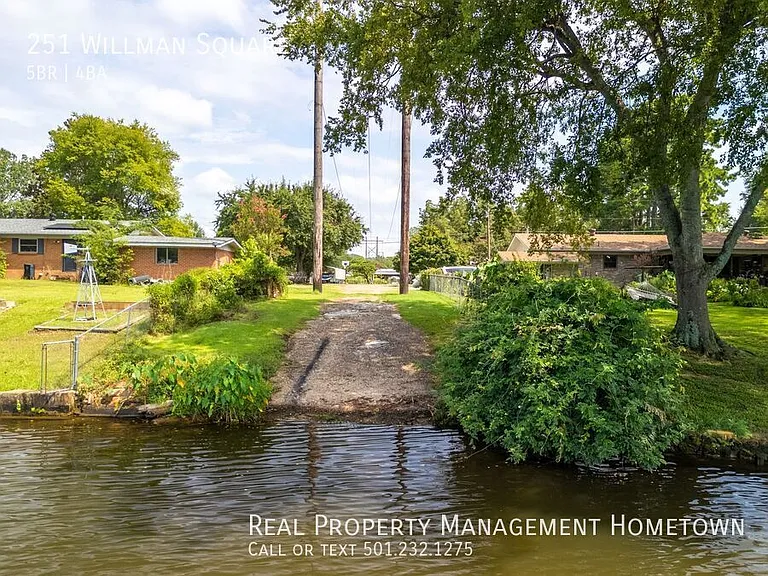 251 Willman Sq — Photo 5