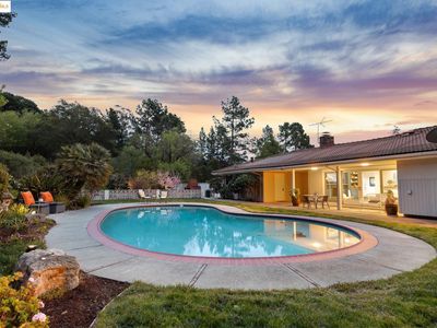 5484 Fernhoff Rd, Oakland, CA, 94619