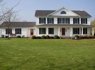 6255 Powers Rd, Orchard Park, NY 14127