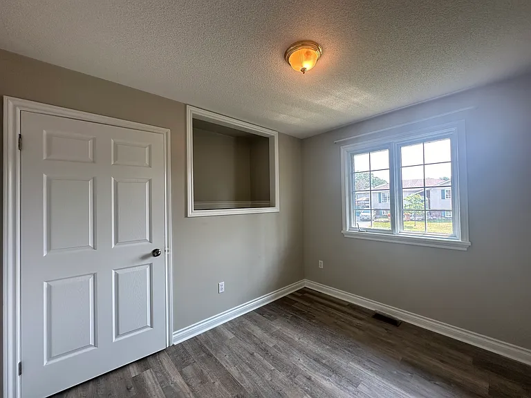 871 Chapel Rd — Photo 13