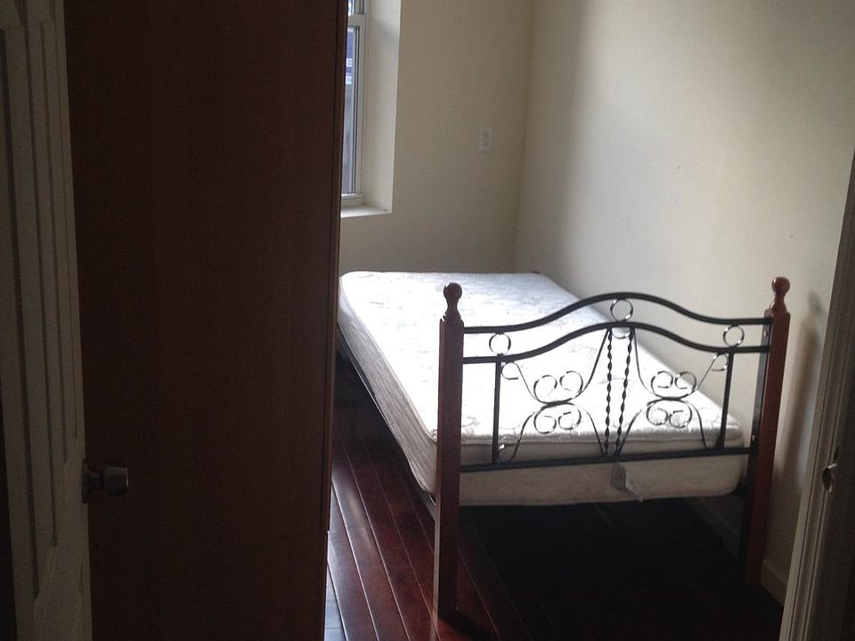 2nd image of 1347 Flatbush Ave