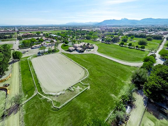 2nd image of 6855 Deer Springs Way