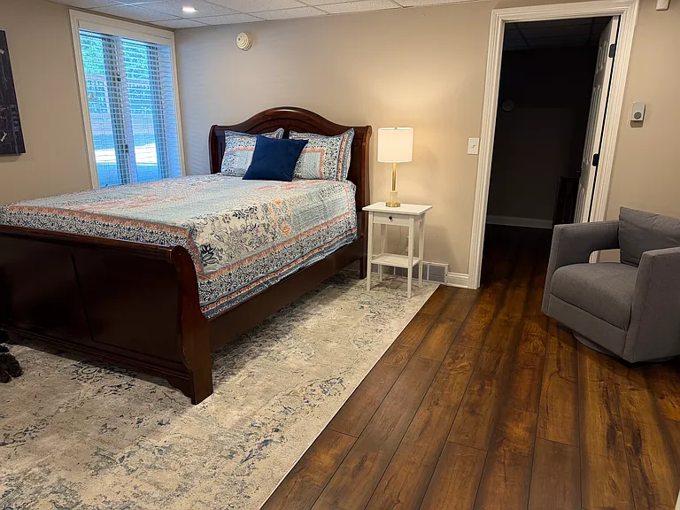 407 1/2 Talbott Dr — Photo 2