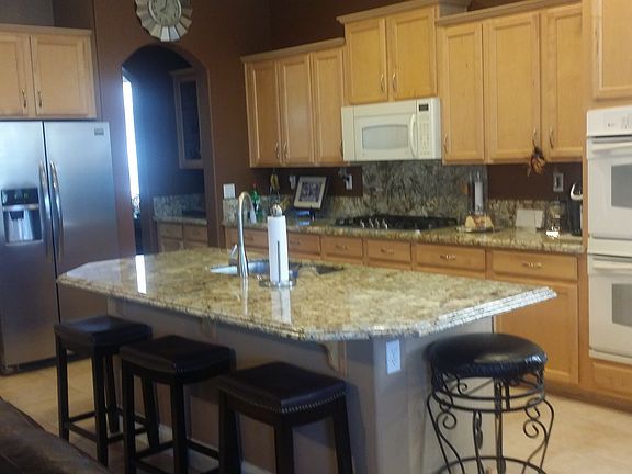 3rd image of 2852 Camero Dr