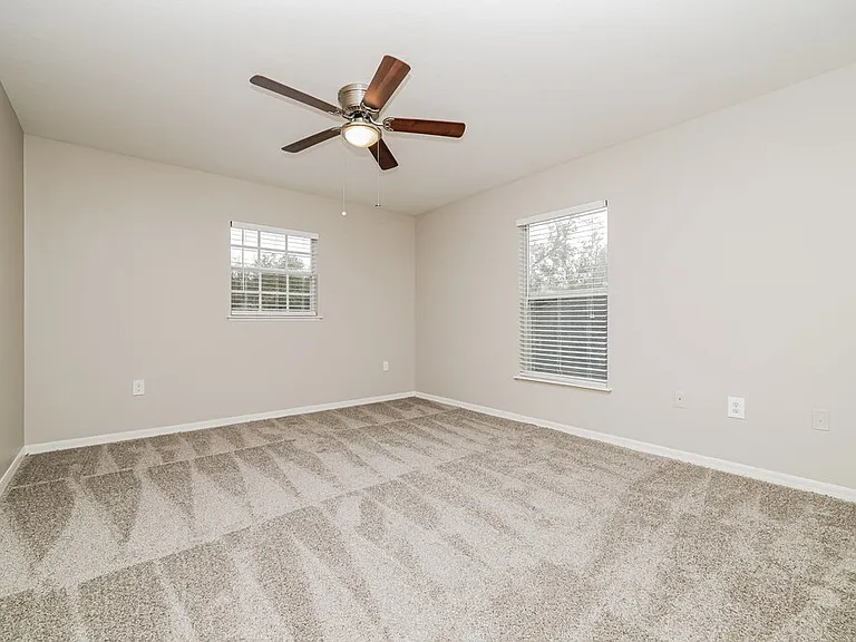 17027 Ongar Ct — Photo 11